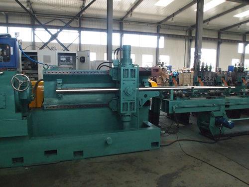 High Precision Round Rod Peeling Machine